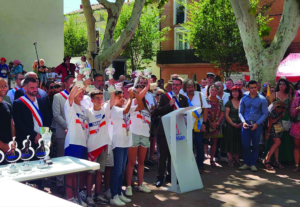 CÉRÉMONIE DE LA FÊTE : RESPECT DES TRADITIONS ET CONVIVIALITÉ